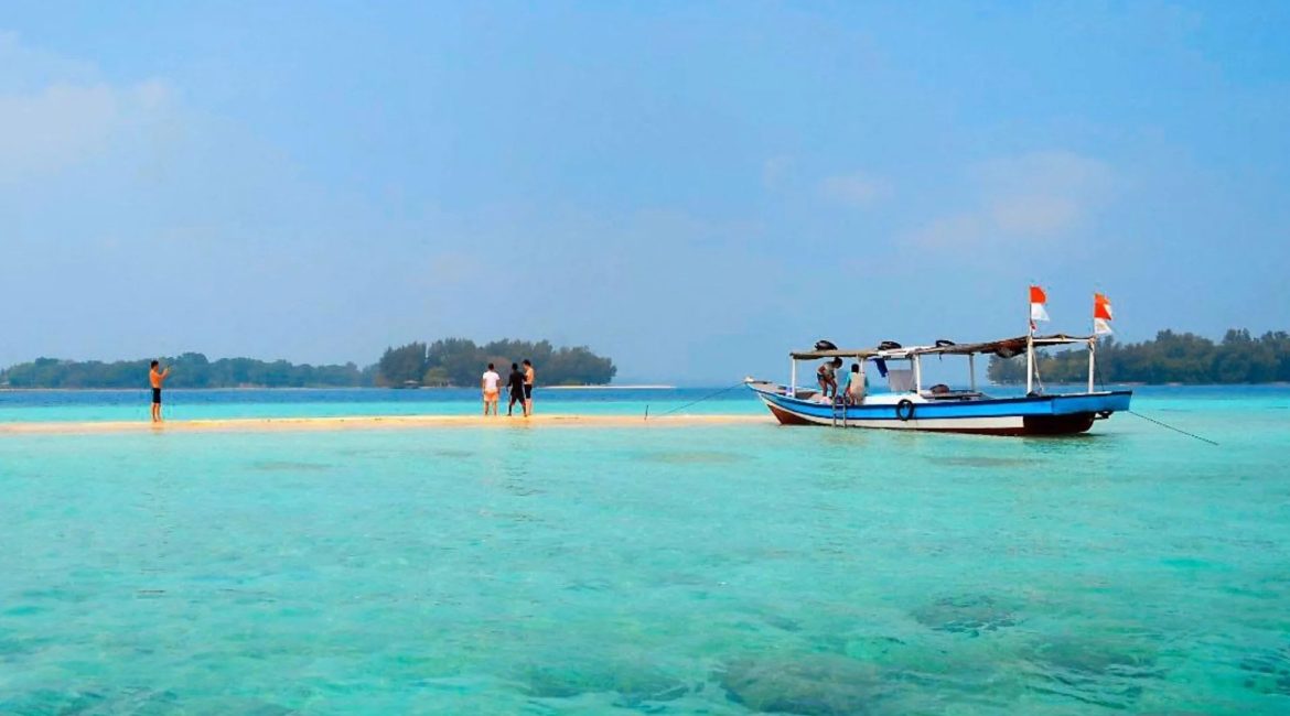 Panduan Island Hopping di Kepulauan SeribuTidung Lagoon