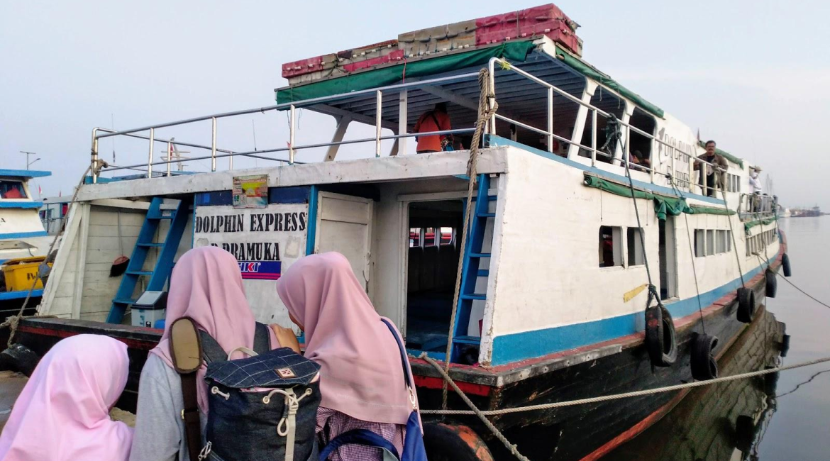 Perbedaan Open Trip dan Private Trip ke Kepulauan Seribu